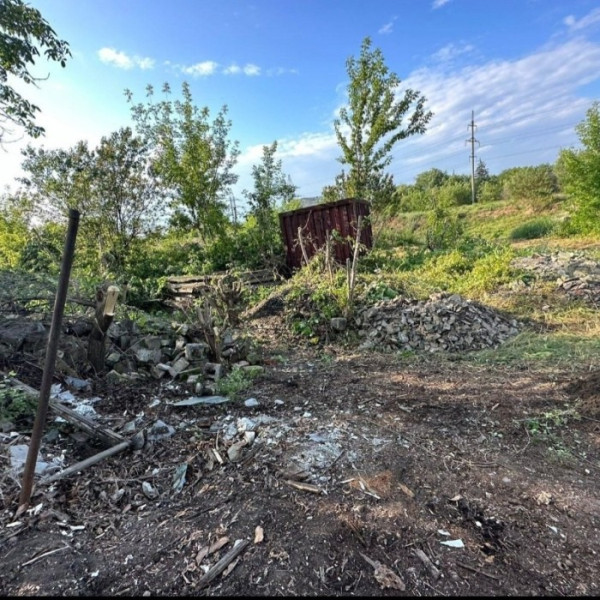 Фото Продам участок с домостроением в городе Луганск улица Лебедева-Кумача