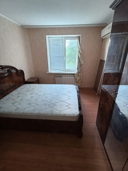 Фото Продаётся 2-комнатная квартира в городе Брянка, микрорайон 4, дом. 30.