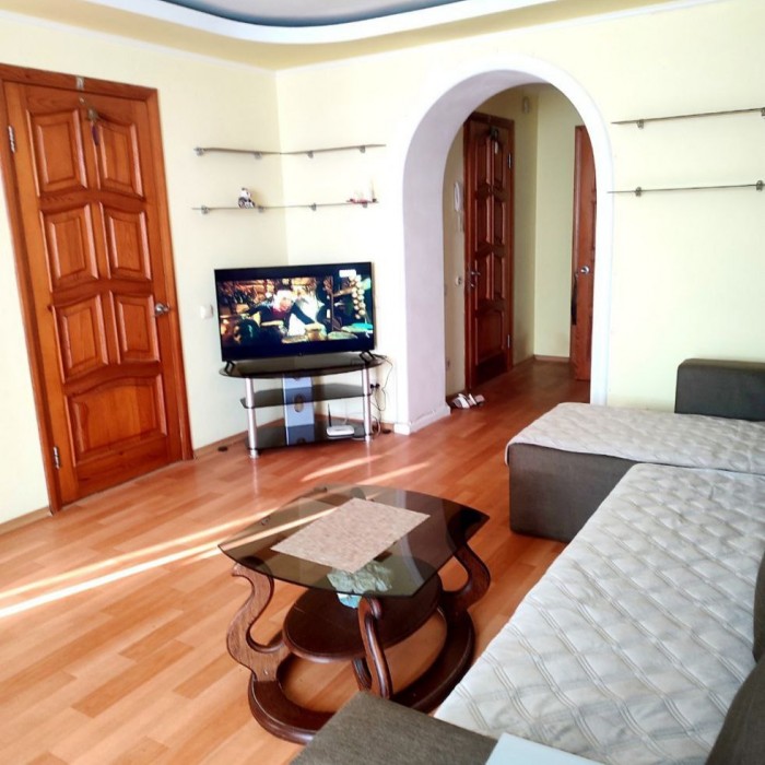 Фото Продам 3-х комнатную квартиру на ул. Советская ТЦ. Кристалл