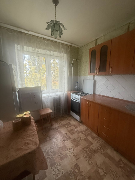 Фото Сдам 2-х комнатную квартиру на длительный срок (Стаханов, ул. Юных Ленинцев 17)