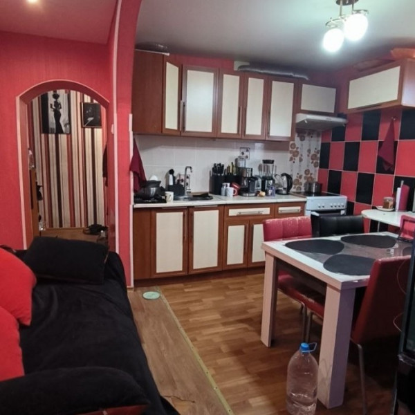 Продам 2-х комн квартиру 66 м2 в городе Луганск кв. Восточный