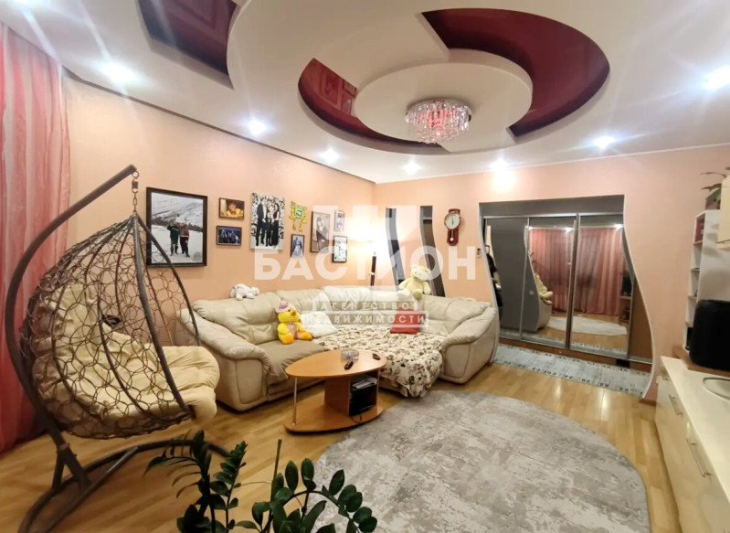 3-х комнатная квартира, ЖК "Оксфорд", Молодёжный квартал, 25, ID:1930628