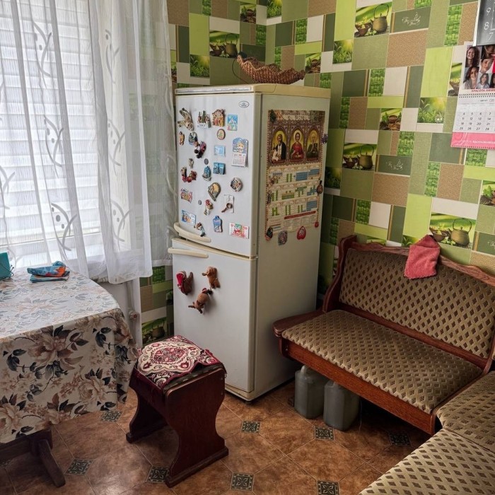Фото 6931 Продам 2х комн. квартиру в р-не маг. "Парус"