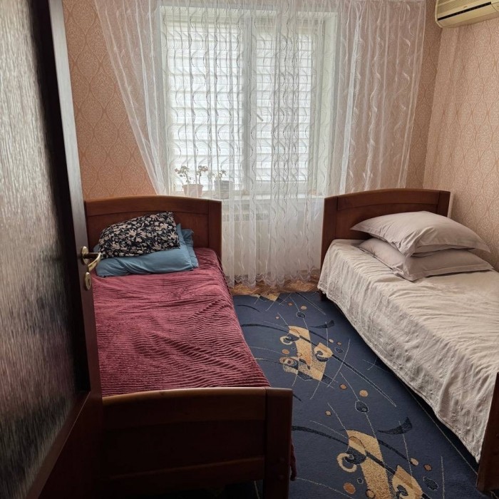 Фото 6931 Продам 2х комн. квартиру в р-не маг. "Парус"