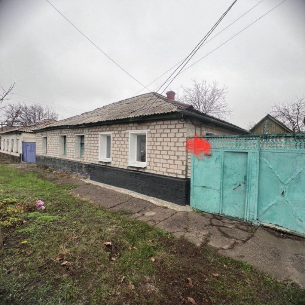 Фото Продам дом на 2 семьи, улица Республиканская, общая площадь 80 кв. м.