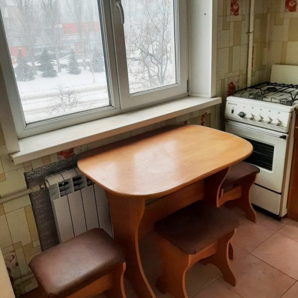 Фото № 6210 Продам 2х комн. квартиру в р-не маг. "Гессон"