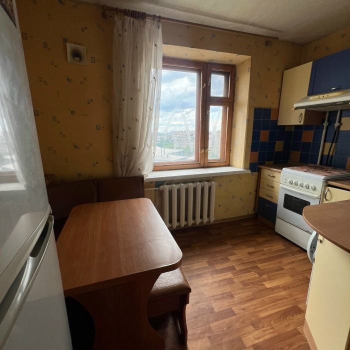 7345 Продам 1 комн. квартиру в р-не ТРЦ "Столица"