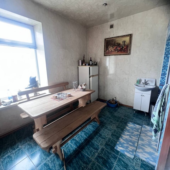 Фото Сдам в долго срочную аренду офисное помещение на 2м этаже с хорошим ремонтом и техникой по ул Красноармейская ( рядом завод Ленина)