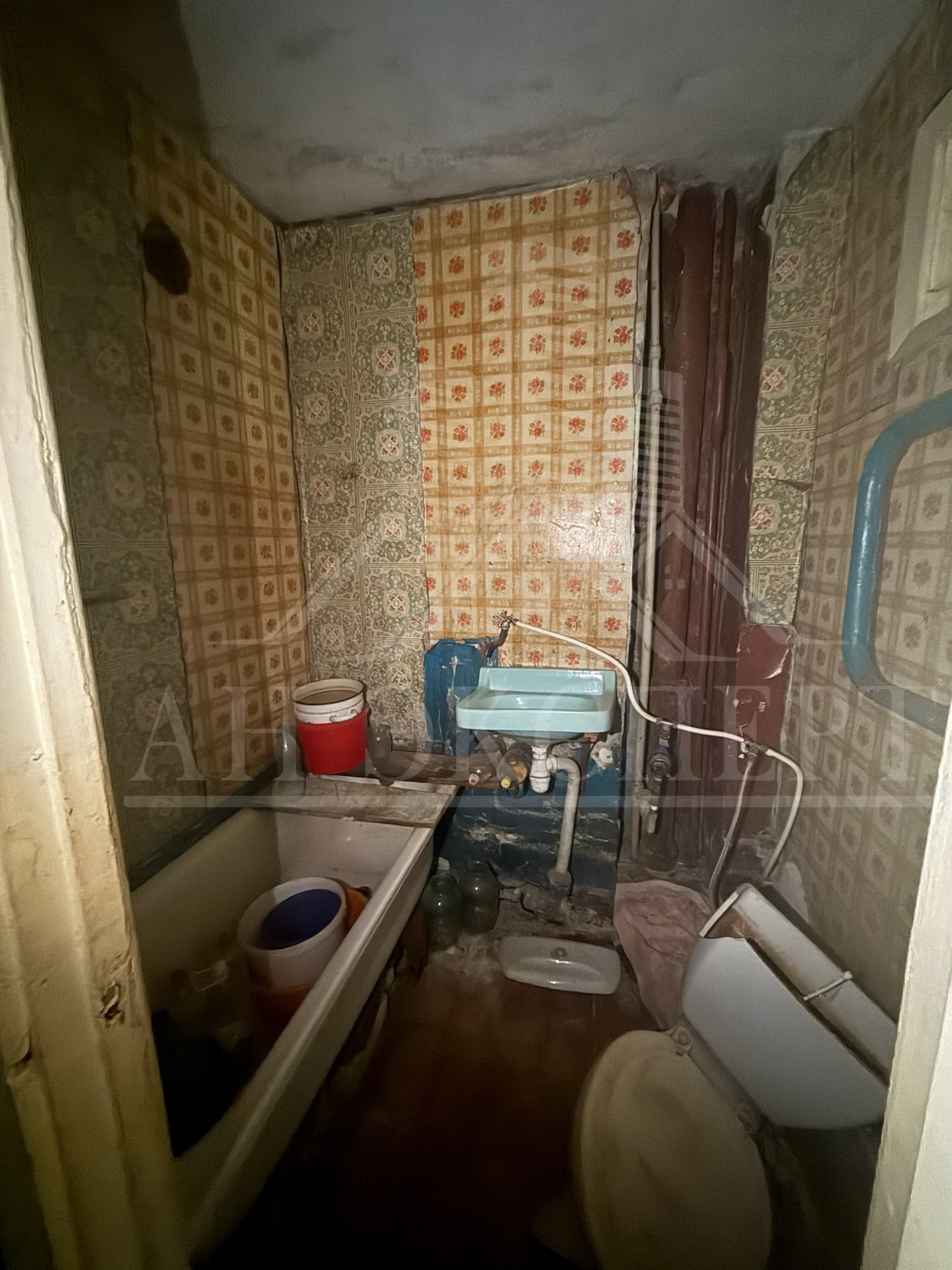 Фото Квартира г. Стаханов (ул. 60 лет Октября, 27)