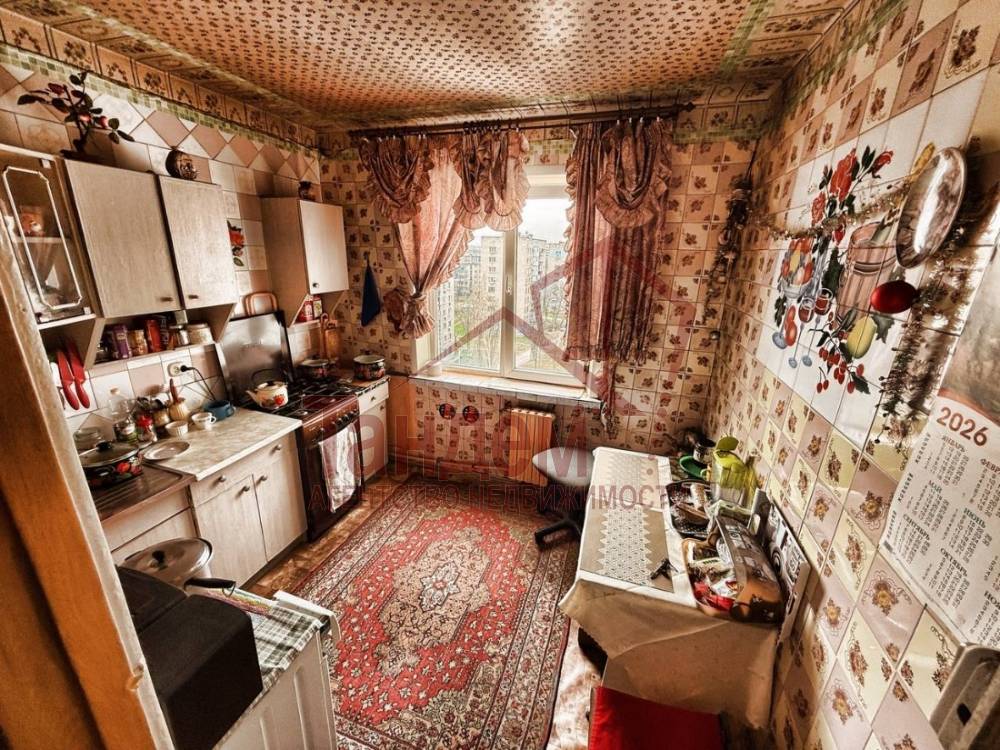 Фото Трехкомнатная квартира в Луганске - Объект №366