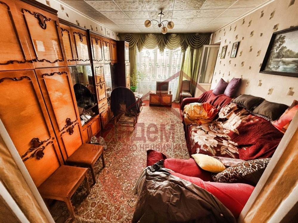 Фото Трехкомнатная квартира в Луганске - Объект №366
