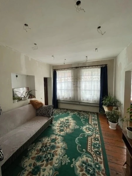 Фото Дом по ул. Чернышевского г. Алчевск #992