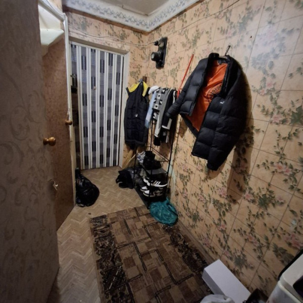 Продам 2-х ком квартиру на кв. Солнечный