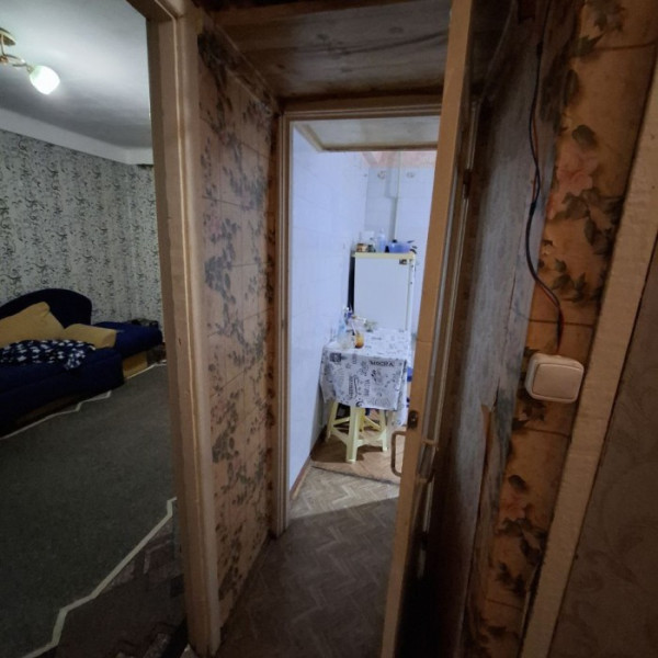 Фото Продам 2-х ком квартиру на кв. Солнечный