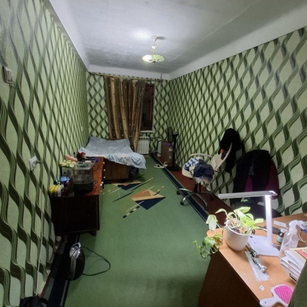 Фото Продам 2-х ком квартиру на кв. Солнечный