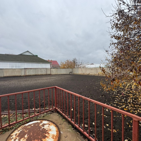 Фото Продам дом 180 м2 в городе Луганск поселок Видный 1