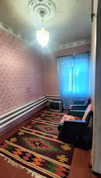 Фото Дом, п. Косиора, напротив магазина «Максим»!