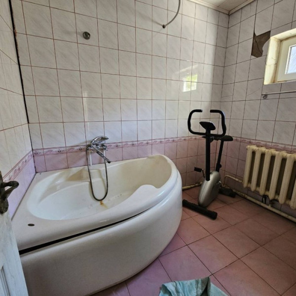 Фото Продам дом в центре г. Луганск, ДК Строителей