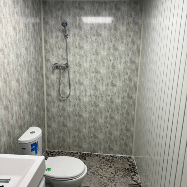 Фото Продам дом и участок 7 соток в центре города Луганск