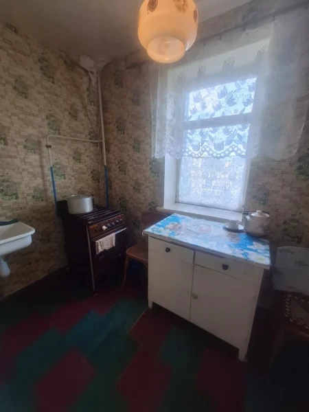 Фото Продается 1-комнатная квартира в городе Стаханов, ул. 70 лет Октября, д. 5