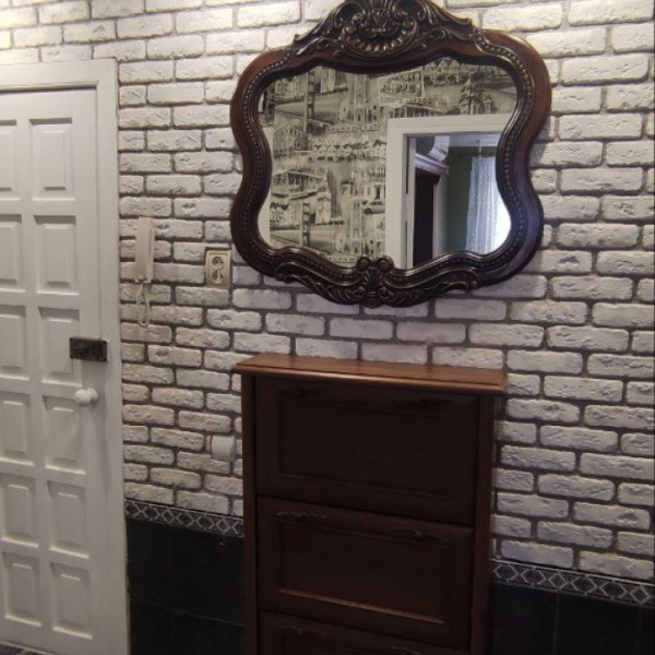 Фото Продам 4-х комн квартиру с АО в городе Луганск квартал 50-лет Октября