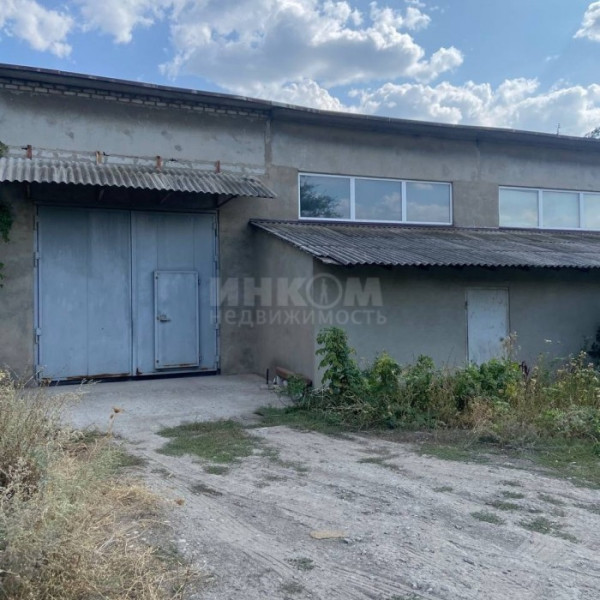 Фото Продам Помещение- 638м2, СТО-124м2, Офис 66м2