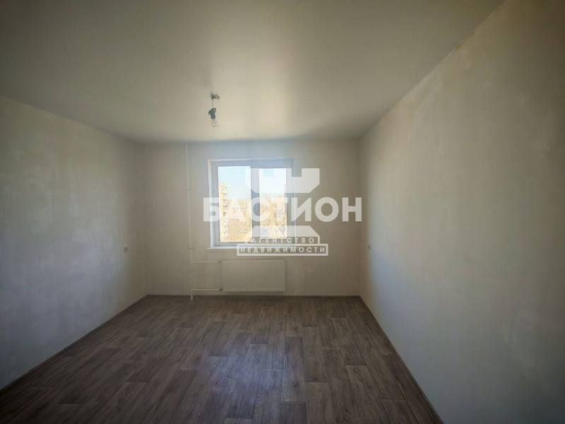 Фото 2-комнатная квартира, квартал Комарова, 27, ID: 2113787