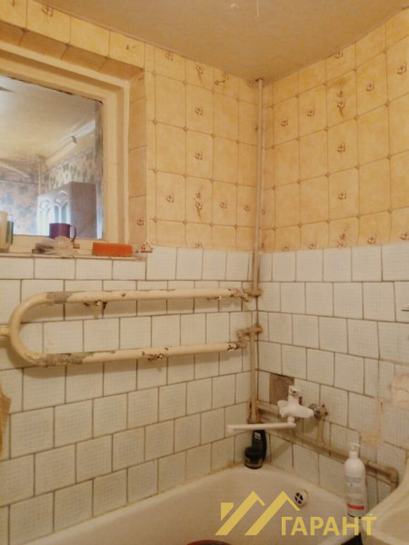 Фото 3-к квартира в районе Стадиона г. Алчевск #573