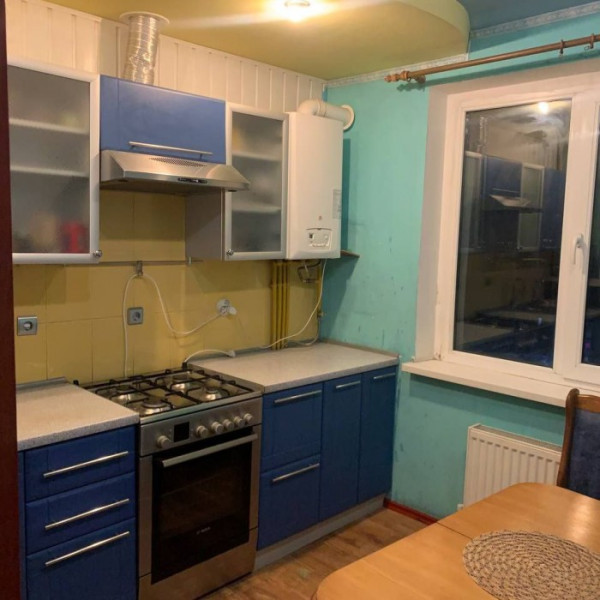 Фото Продам 3-х комнатную квартиру на кв. Волкова