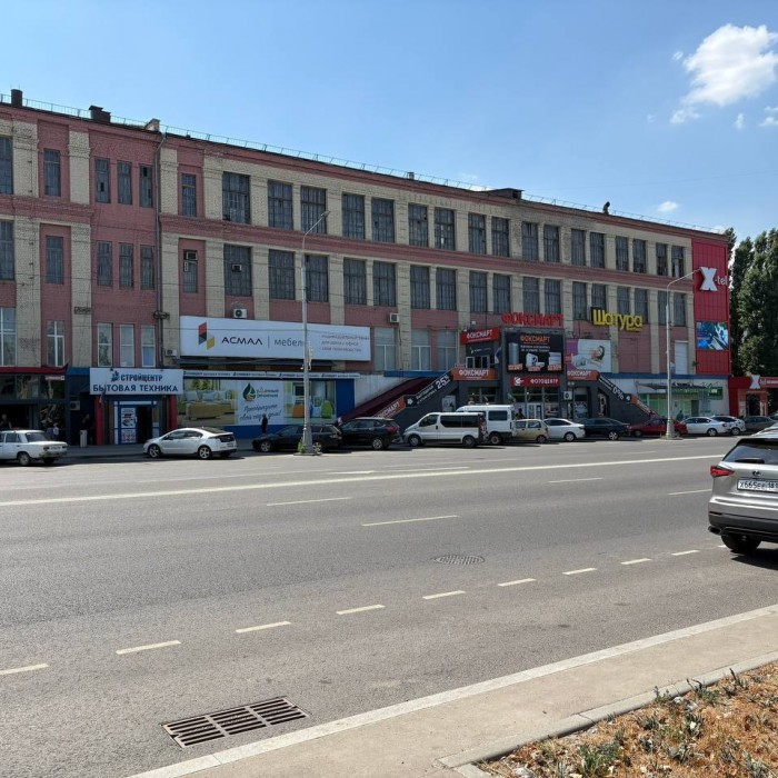 Сдам в аренду коммерческое помещение в самом центре города по улице Оборонная. Напротив стадиона «Авангард»