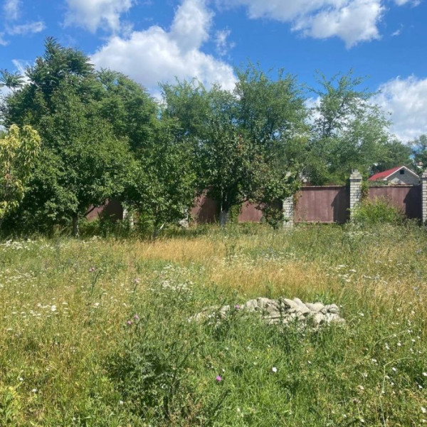 Фото Продам дом 2-х этажный 300 м2 ул. Комиссара Санюка