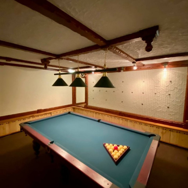 Фото Продам 3-х этажный дом. В центре города (в районе аквапарка Пингвин)