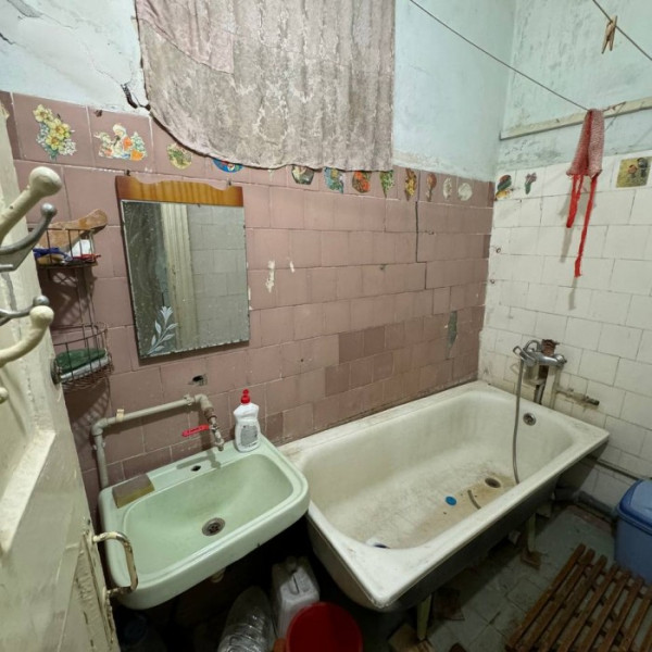 Фото Продам 2-х комнатную квартиру 25-й квартал ( район МВД больницы)