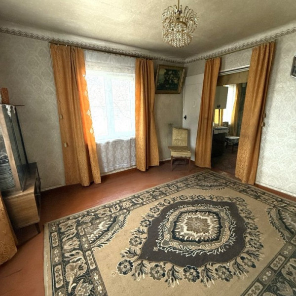 Фото ЦЕНА СНИЖЕНА!!! Продам Станица -Луганская, (Кондрашевка) 1/2 часть дома.