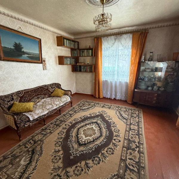 Фото ЦЕНА СНИЖЕНА!!! Продам Станица -Луганская, (Кондрашевка) 1/2 часть дома.