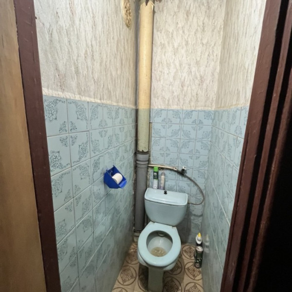 Фото Продам 4- к. квартиру, с автономным отоплением, г. Луганск кв. Солнечный (р- н кафе Терасса).