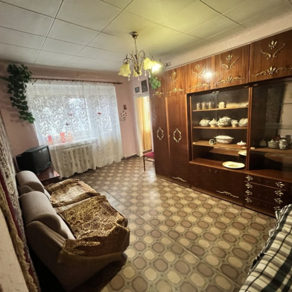 Фото Продам 4- к. квартиру, с автономным отоплением, г. Луганск кв. Солнечный (р- н кафе Терасса).