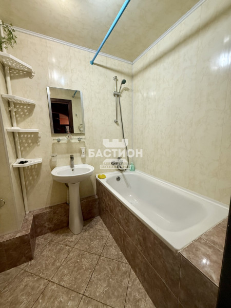 Фото 3-х комнатная квартира, улица Учебная 22 А, ID:2143558