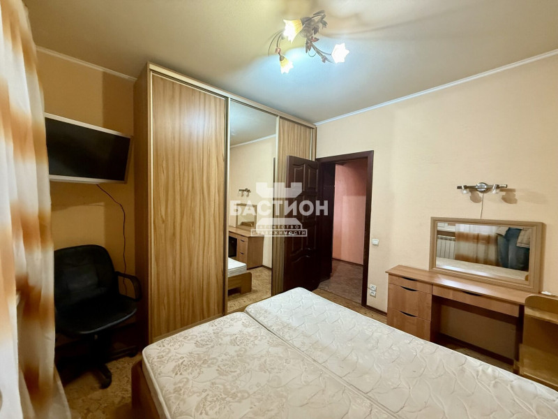 Фото 3-х комнатная квартира, улица Учебная 22 А, ID:2143558