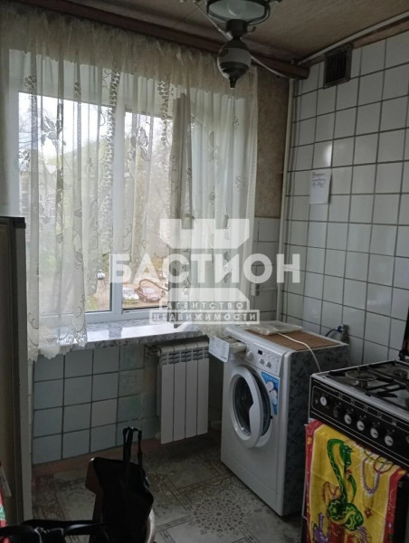 3-х комнатная квартира, квартал 50-летия Октября, 7 ,ID:2157252