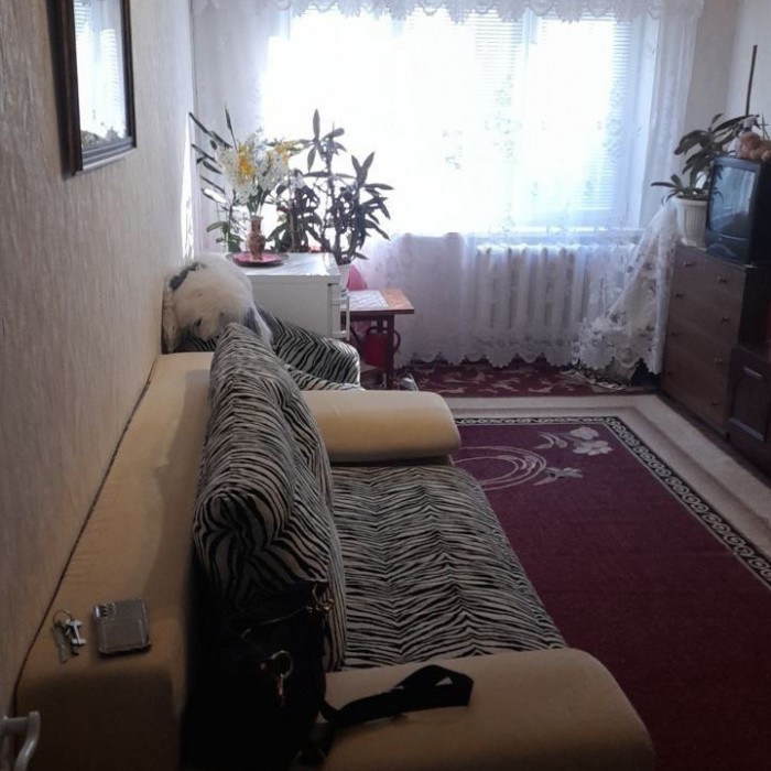 Продам 2-х комнатную квартиру на кв. Солнечный