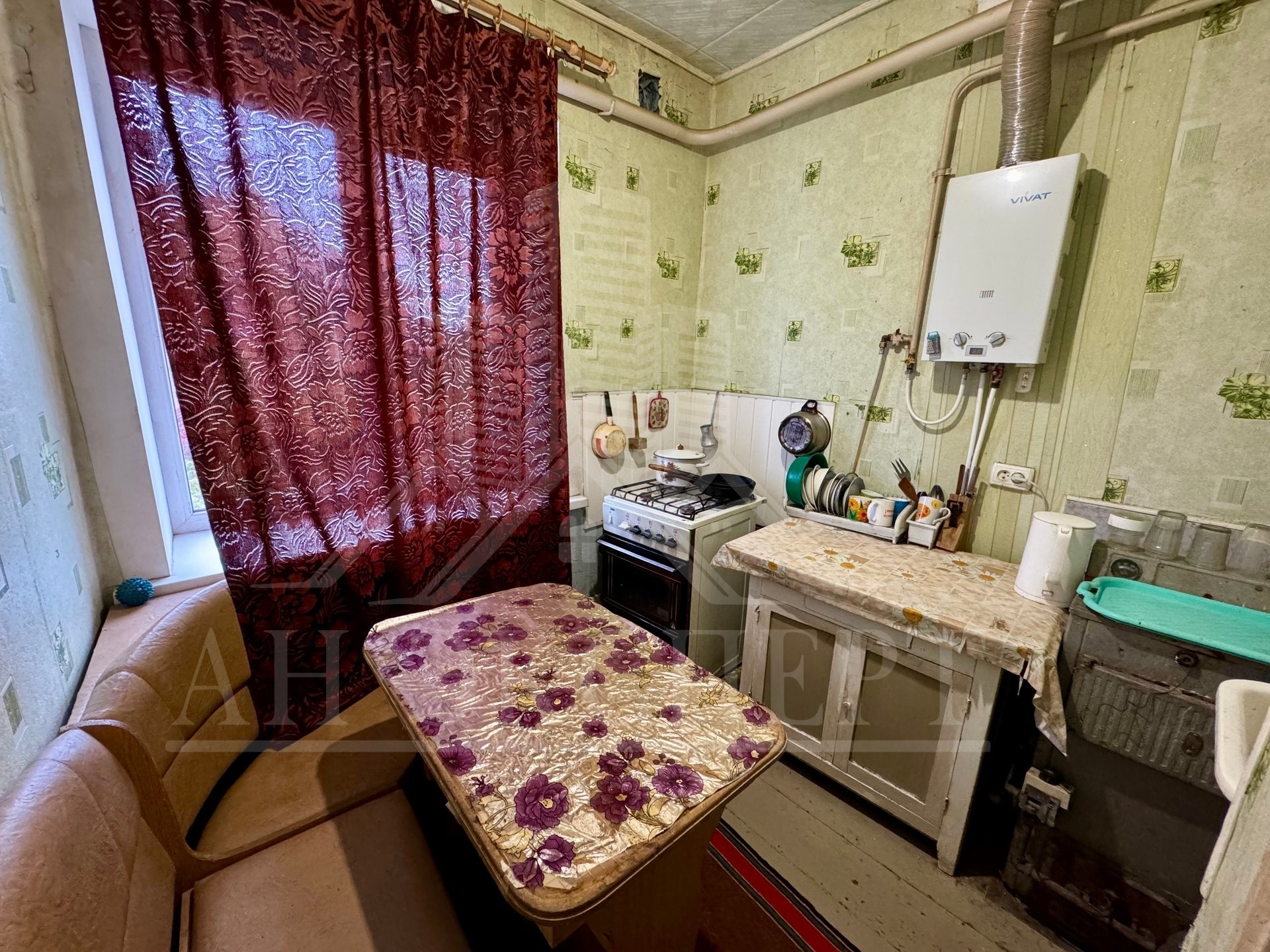 Фото СДАМ 3-Х КОМНАТНУЮ КВАРТИРУ НА ДЛИТЕЛЬНЫЙ СРОК (Стаханов, ул. Карла Либкнехта, д. 75)