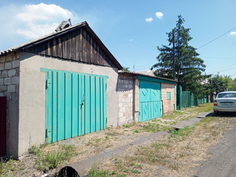 Продам Дом г. Ровеньки. 1\2 Ровеньковская