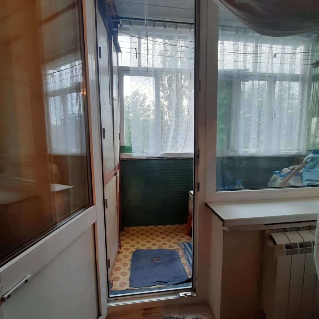 Фото №798 Продаётся 3 комн. кв-ра, пр-т Металлургов, р-н супермаркета “Донбасс”