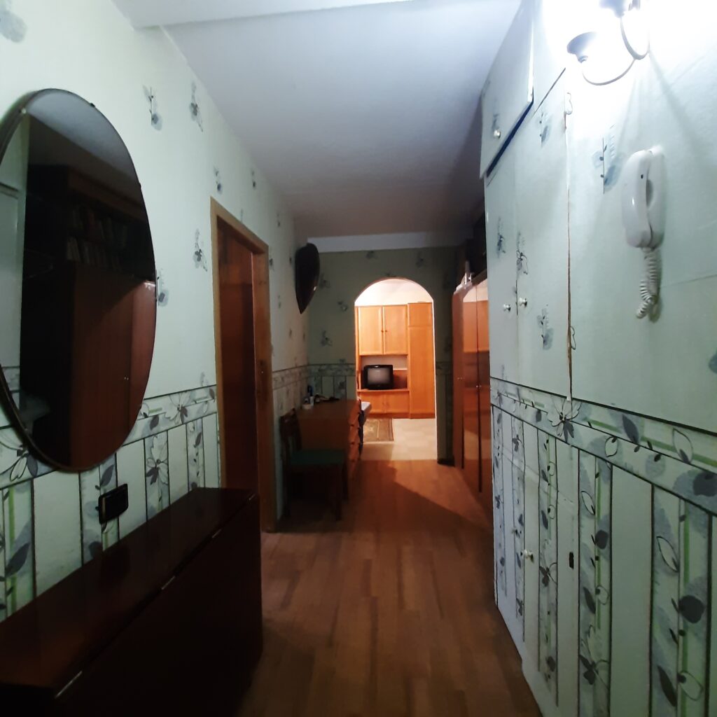 Фото №798 Продаётся 3 комн. кв-ра, пр-т Металлургов, р-н супермаркета “Донбасс”