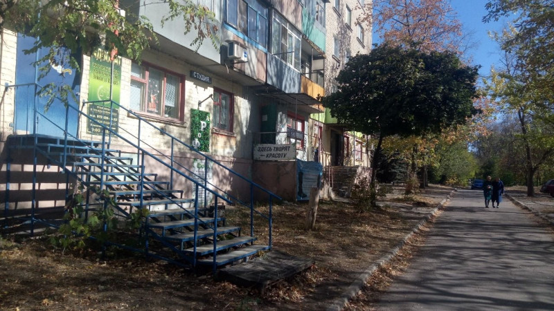 Фото СДАМ В АРЕНДУ КОММЕРЧЕСКОЕ ПОМЕЩЕНИЕ (г. Стаханов, проспект Ленина)