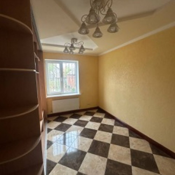 Фото Продам дом новой постройки, рн Ленинского Комсомола ,130м2, 6 соток приват