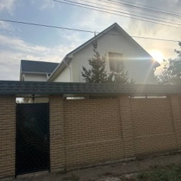 Фото Продам дом новой постройки, рн Ленинского Комсомола ,130м2, 6 соток приват