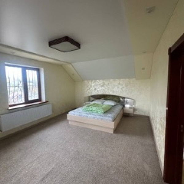 Фото Продам дом новой постройки, рн Ленинского Комсомола ,130м2, 6 соток приват