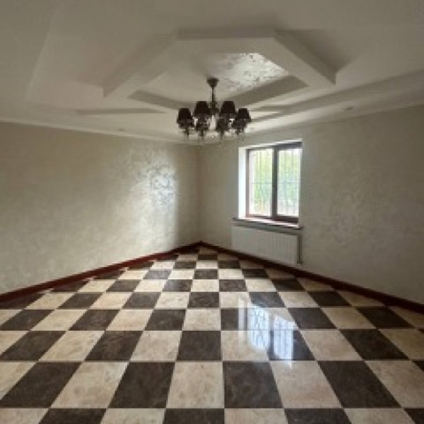 Фото Продам дом новой постройки, рн Ленинского Комсомола ,130м2, 6 соток приват